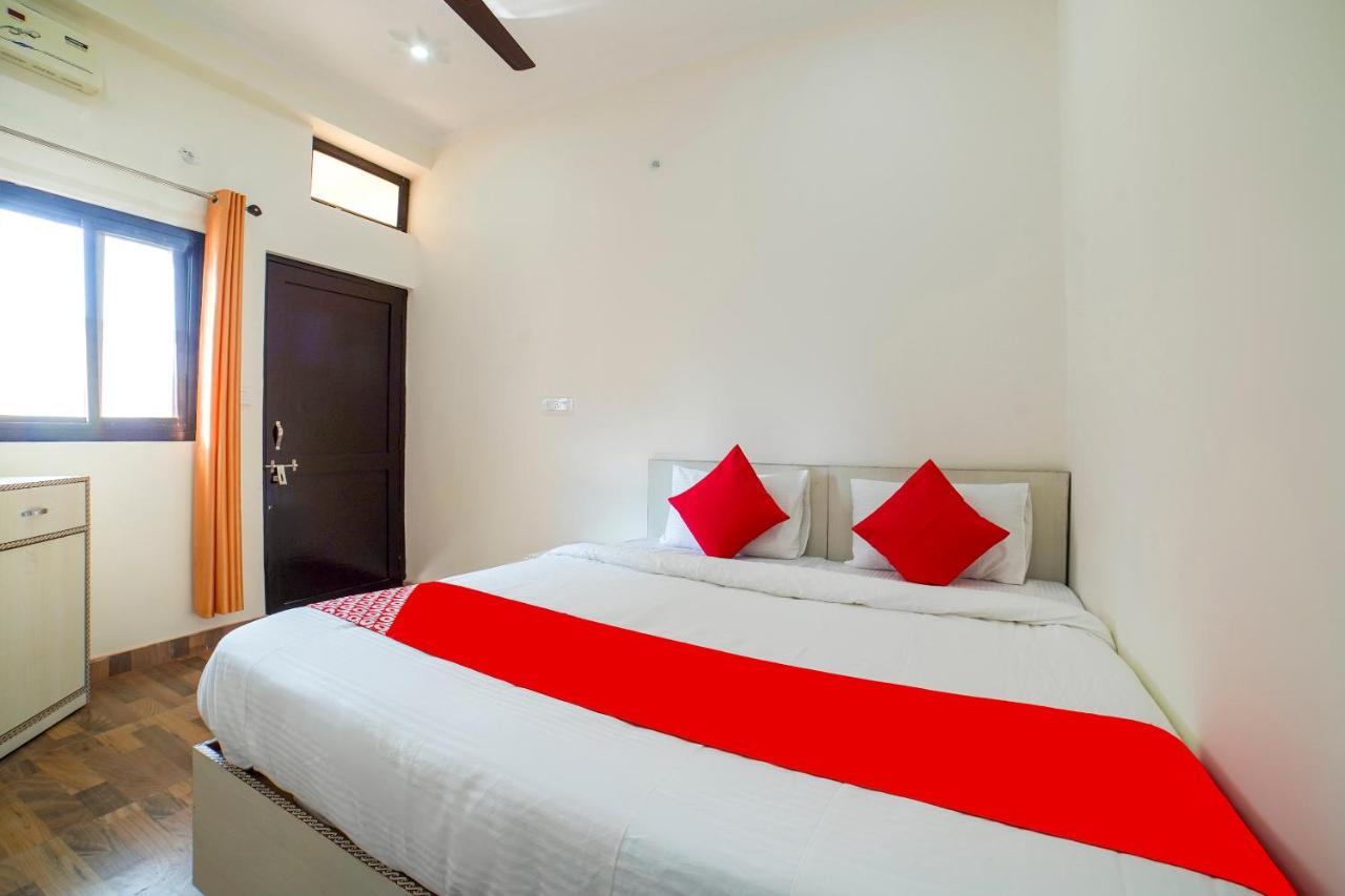 Oyo 67163 Anantham Residency Hotel Narendra Nagar Bagian luar foto