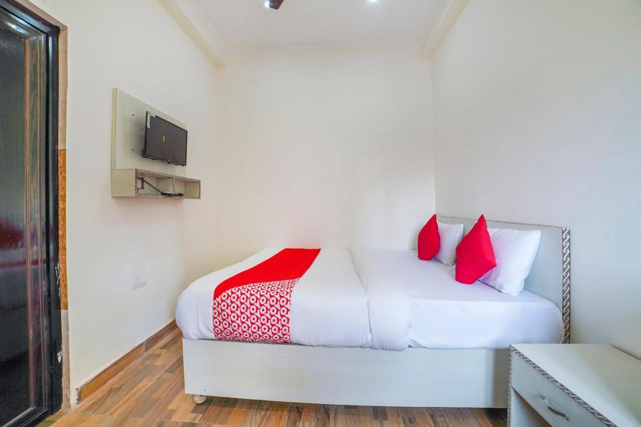 Oyo 67163 Anantham Residency Hotel Narendra Nagar Bagian luar foto