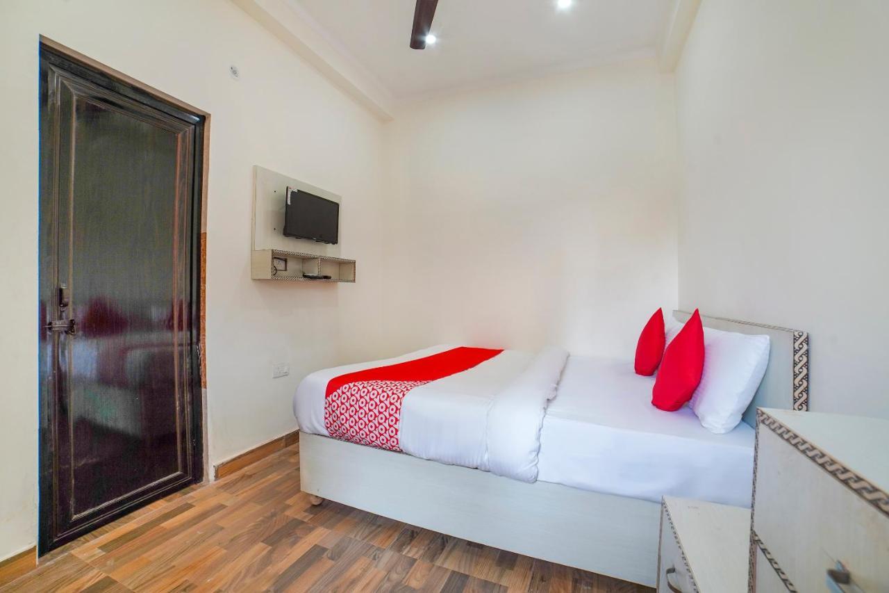 Oyo 67163 Anantham Residency Hotel Narendra Nagar Bagian luar foto